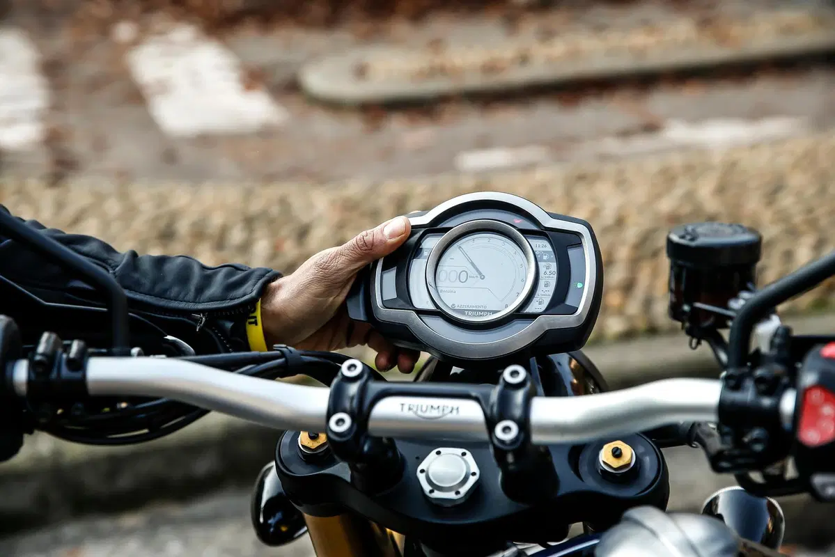 Triumph Scrambler SPECIAL TEST: 900 vs 1200, quale scegliere? (42)