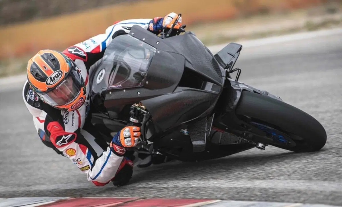Van der Mark ha provato la nuova BMW M 1000 RR (4)