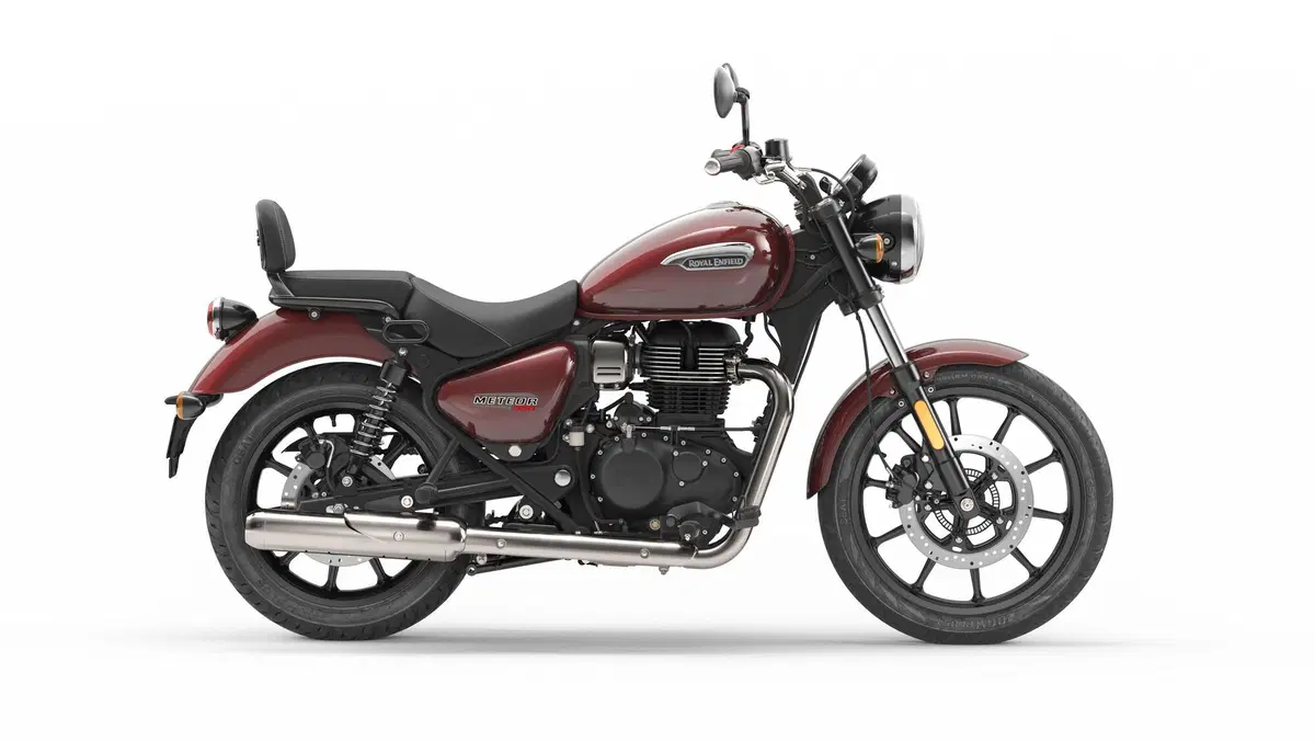 Royal Enfield Meteor 350: easy cruiser in tre versioni. Prezzi contenuti (5)