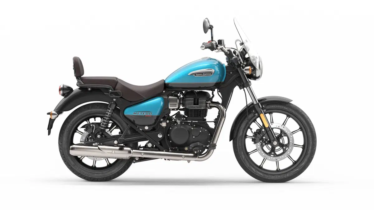 Royal Enfield Meteor 350: easy cruiser in tre versioni. Prezzi contenuti (6)