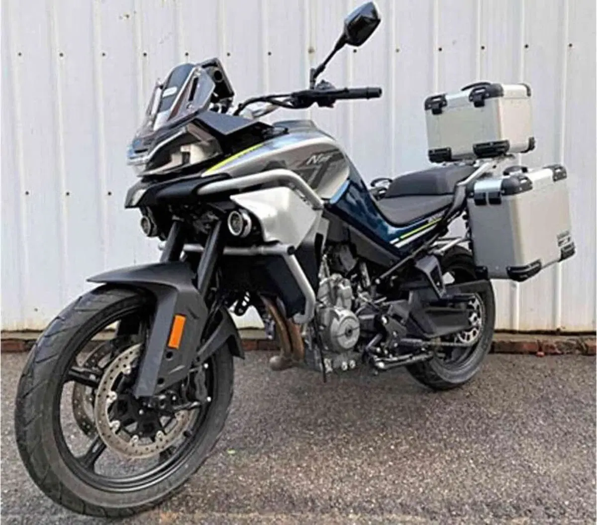 KTM intensifica i rapporti con CFMoto. E spunta il brevetto della MT800 (6)