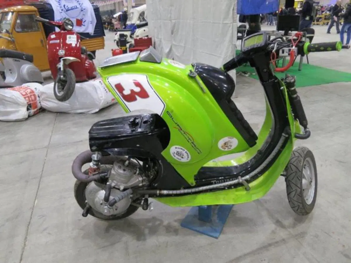 Le foto più divertenti del Motor Bike Expo 2013 a Verona (13)