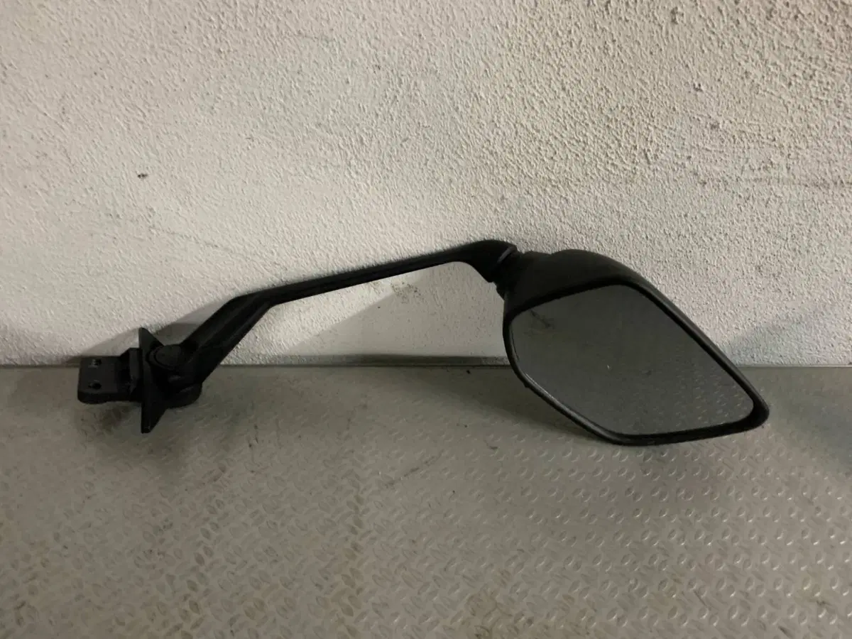 Specchietto originale destro per YAMAHA T-MAX530