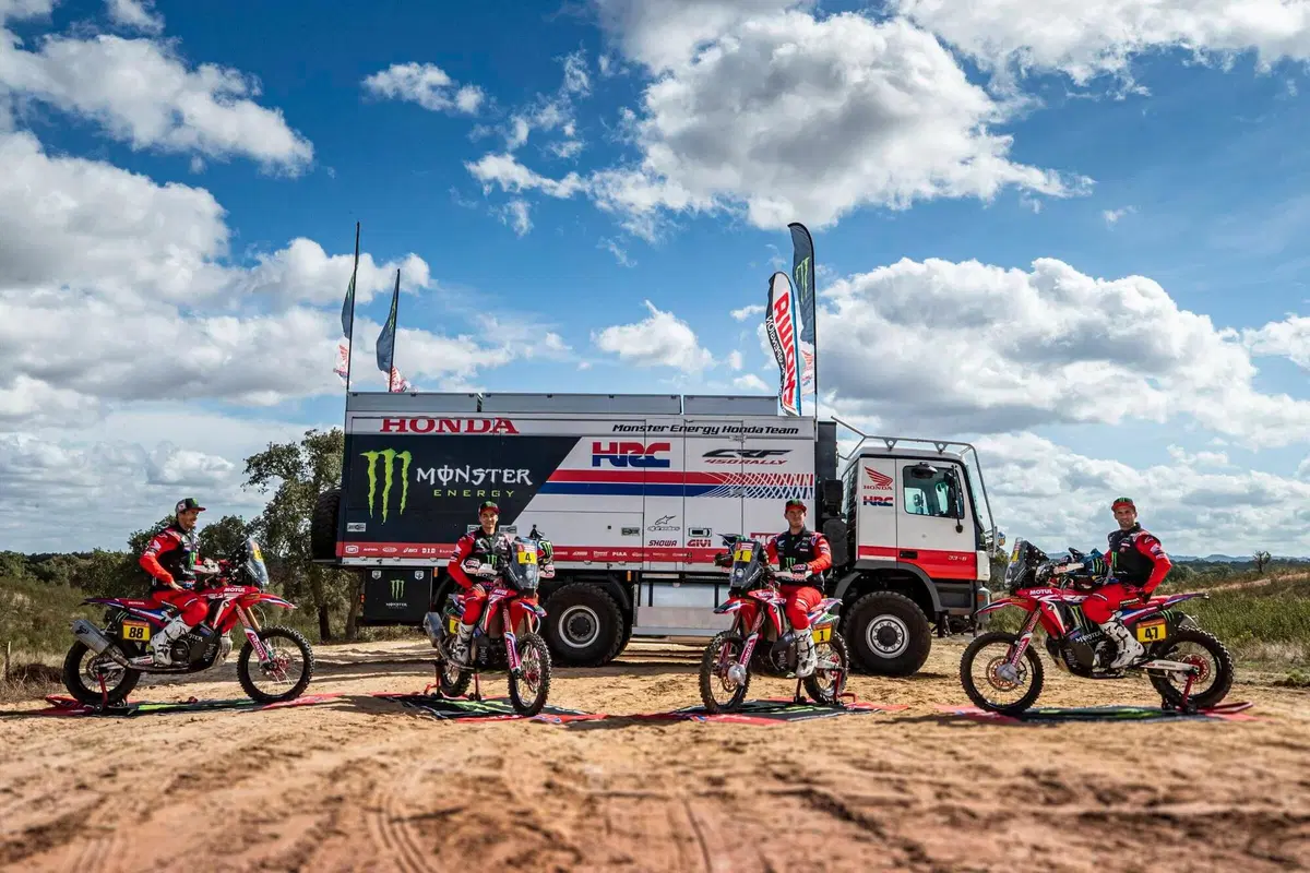 Dakar 2021. Monster Honda: presentato il fronte d’attacco (13)