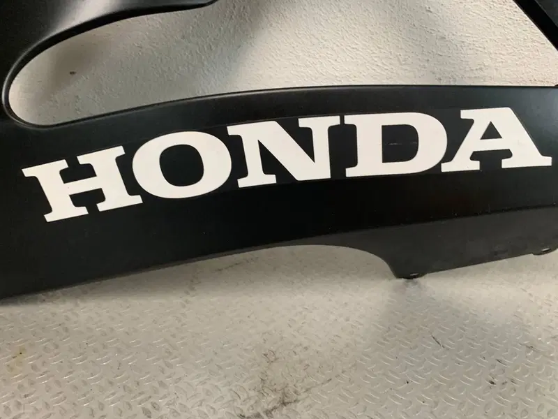 CARENA INFERIORE DESTRA ORIGINALE PER HONDA CBR650 (2)
