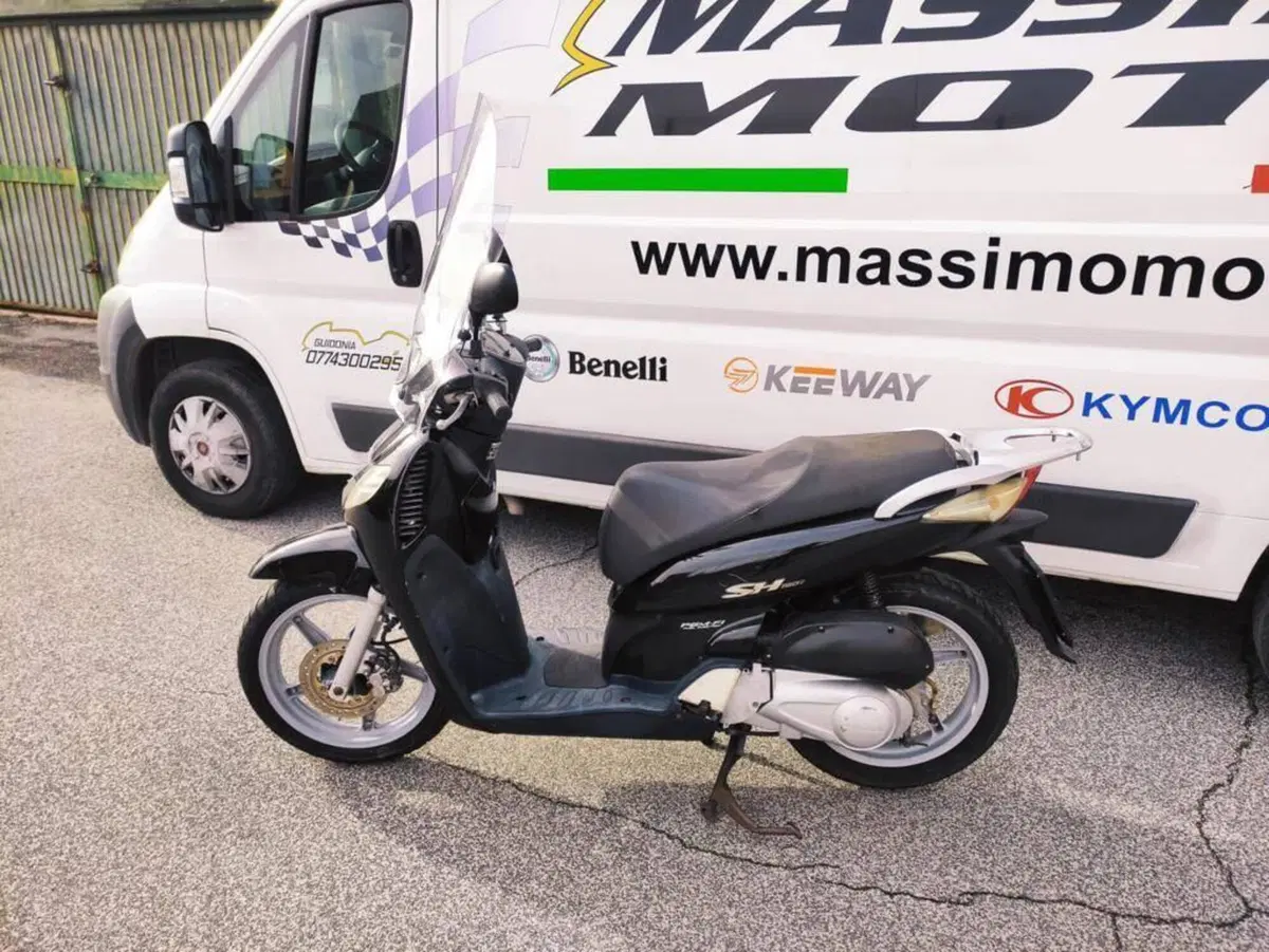 Honda SH 150i (2005 - 08) (5)