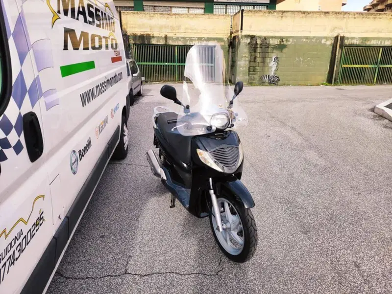 Honda SH 150i (2005 - 08) (7)