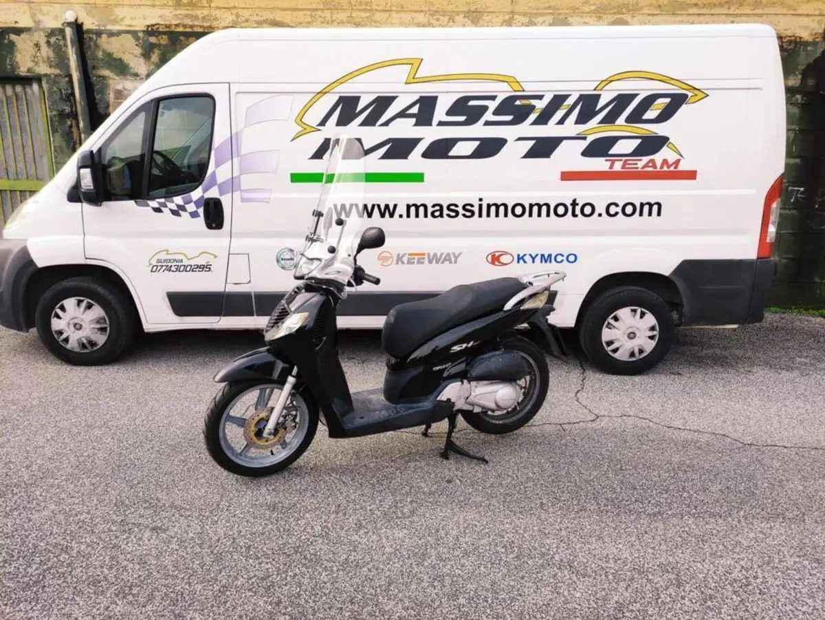 Honda SH 150i (2005 - 08) (14)
