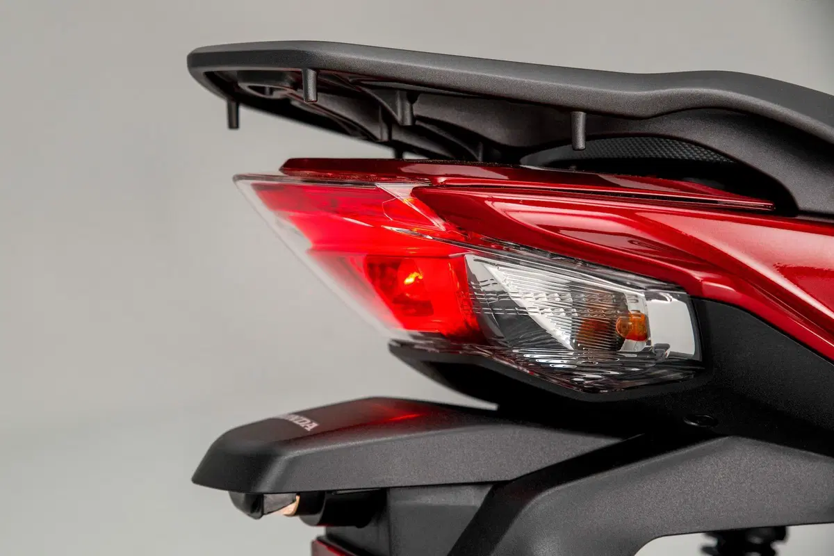 Nuovo Honda Vision 110 Euro-5 (23)