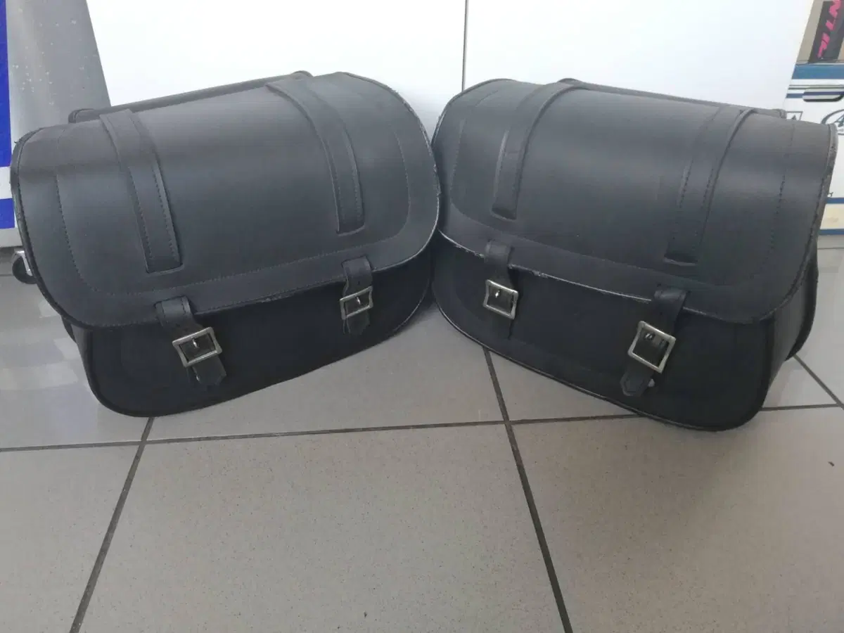 BORSE IN PELLE SINTETICA PER CUSTOM MSK