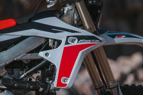 Arriva la Fantic XEF 250 Enduro 4T. Foto, dati e prezzo (6)