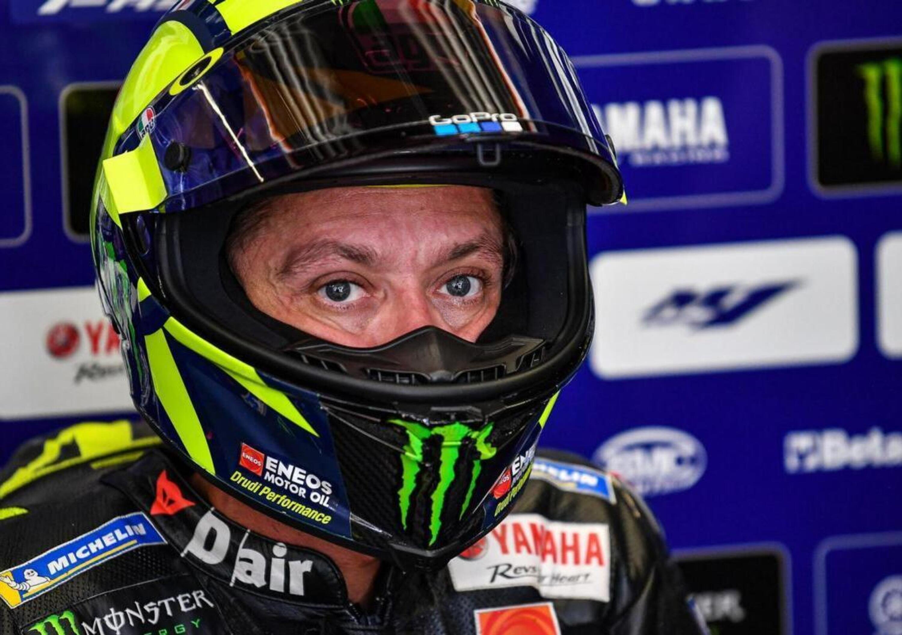 MotoGP. Valentino Rossi accusa: Yamaha in ritardo, manca il coordinamento con il Giappone