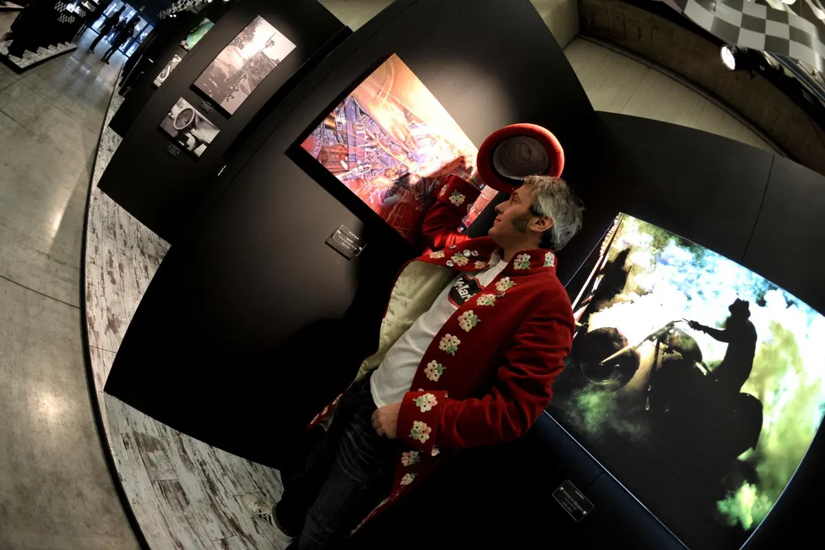 Una galleria d'arte by Blackober al Motor Bike Expo (4)