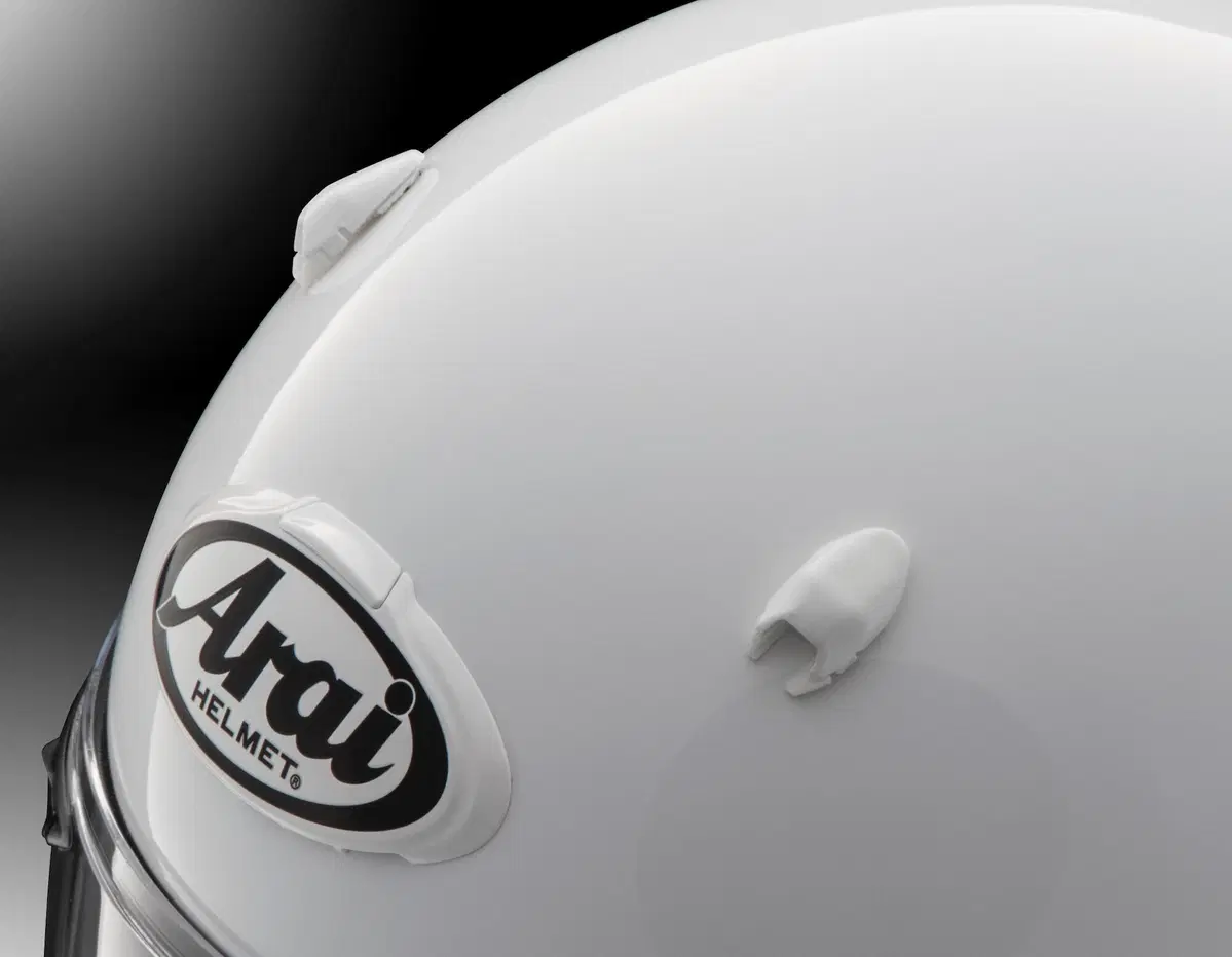 Nuovo Arai Quantic, cambia il top di gamma Sport-Touring (6)