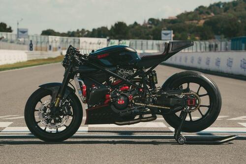 Ducati 999 Black Edition by Freeride: la riscossa del brutto anatroccolo (3)