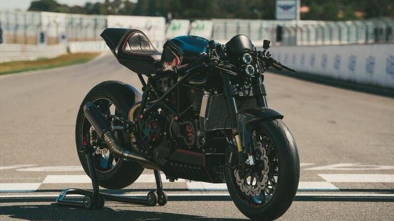 Ducati 999 Black Edition by Freeride: la riscossa del brutto anatroccolo