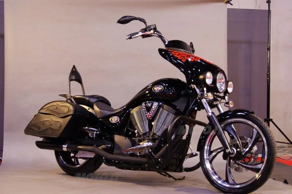 Bikers Number One: due special...issime con Highway Hawk (20)