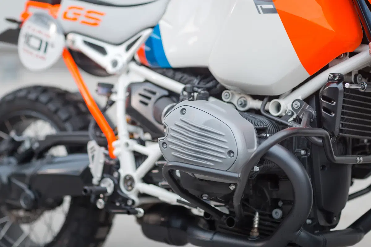 BMW Lac Rose, una G/S partendo dalla R nineT al Wheels and Waves (8)