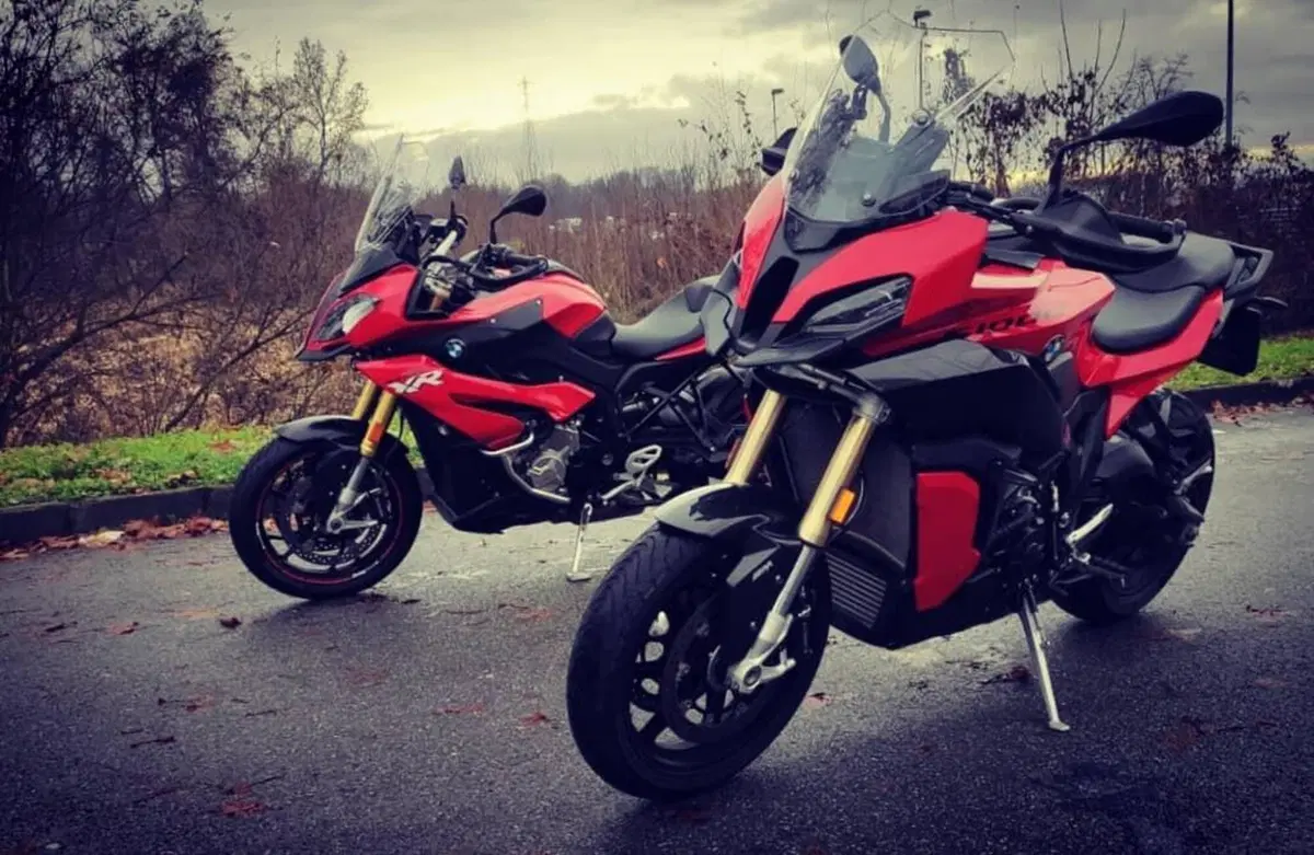BMW S1000XR TEST: 2018 vs 2020, la nuova è davvero meglio? (6)