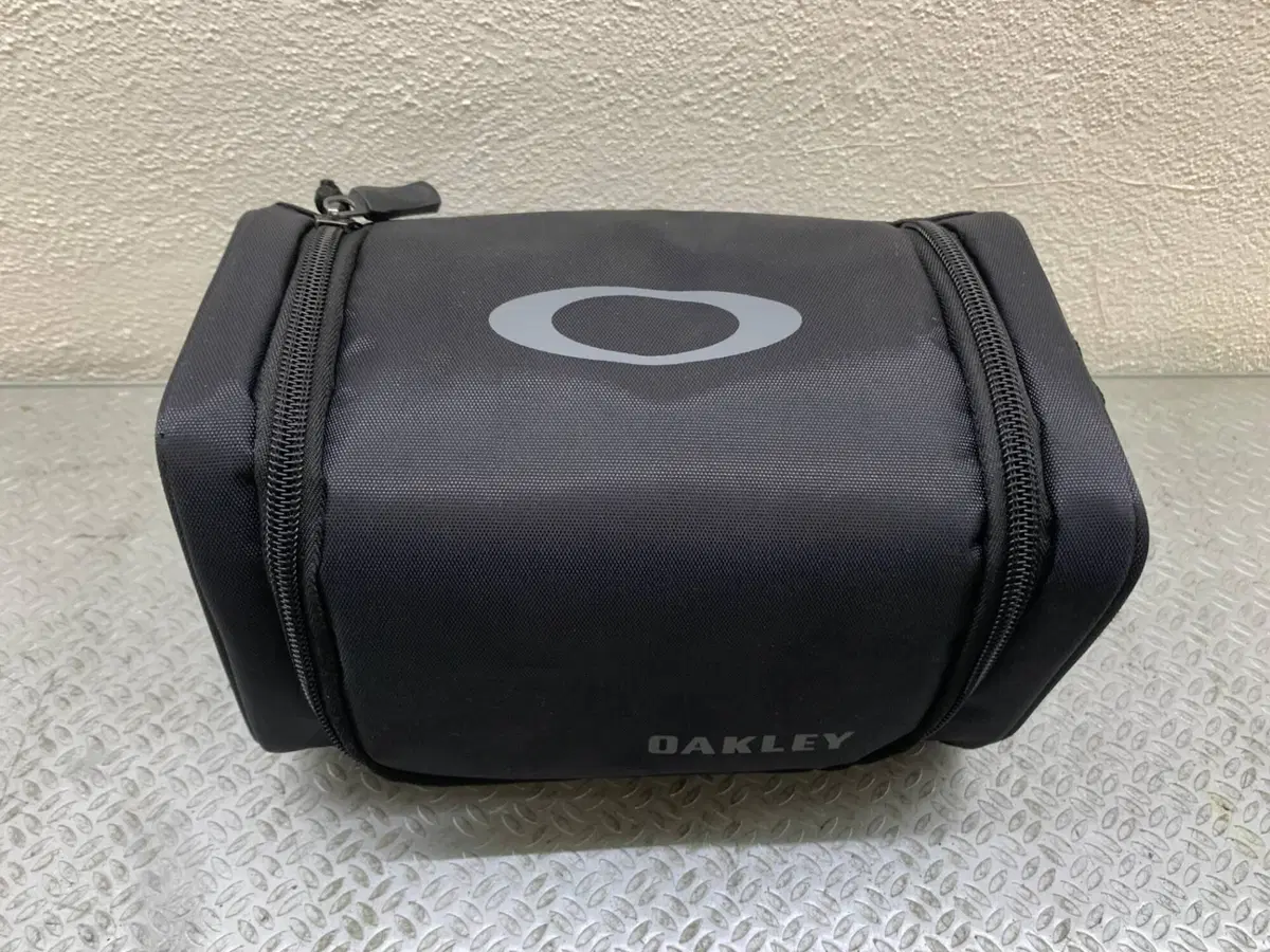 OCCHIALI MASCHERA CROSS-ENDURO OAKLEY AIRBRAKE MX (9)