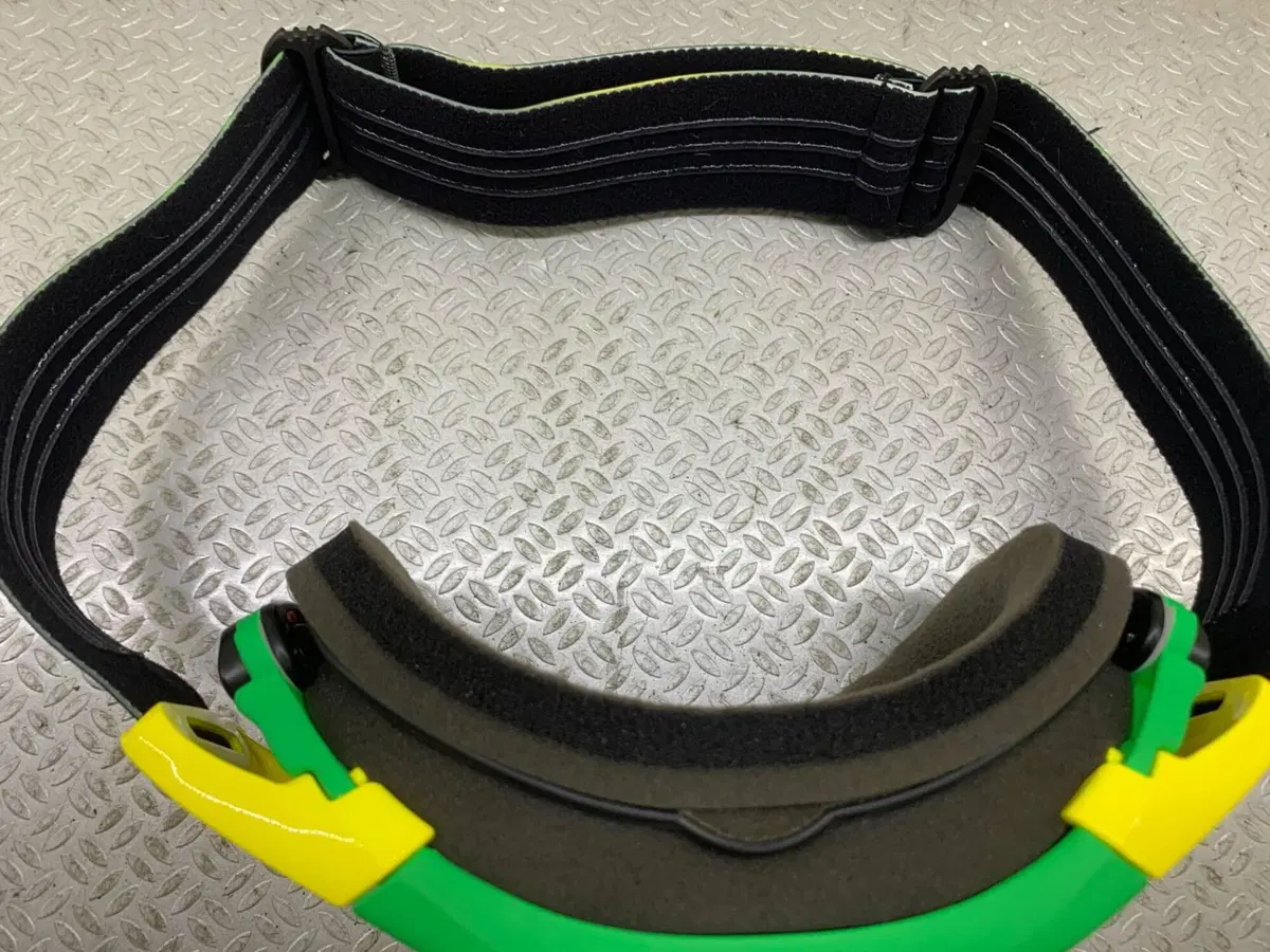 OCCHIALI MASCHERA CROSS-ENDURO OAKLEY AIRBRAKE MX (5)