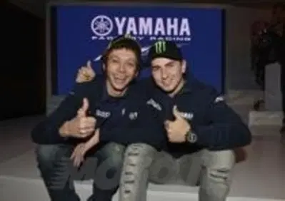 Rossi e Lorenzo compagni di squadra per la prima volta