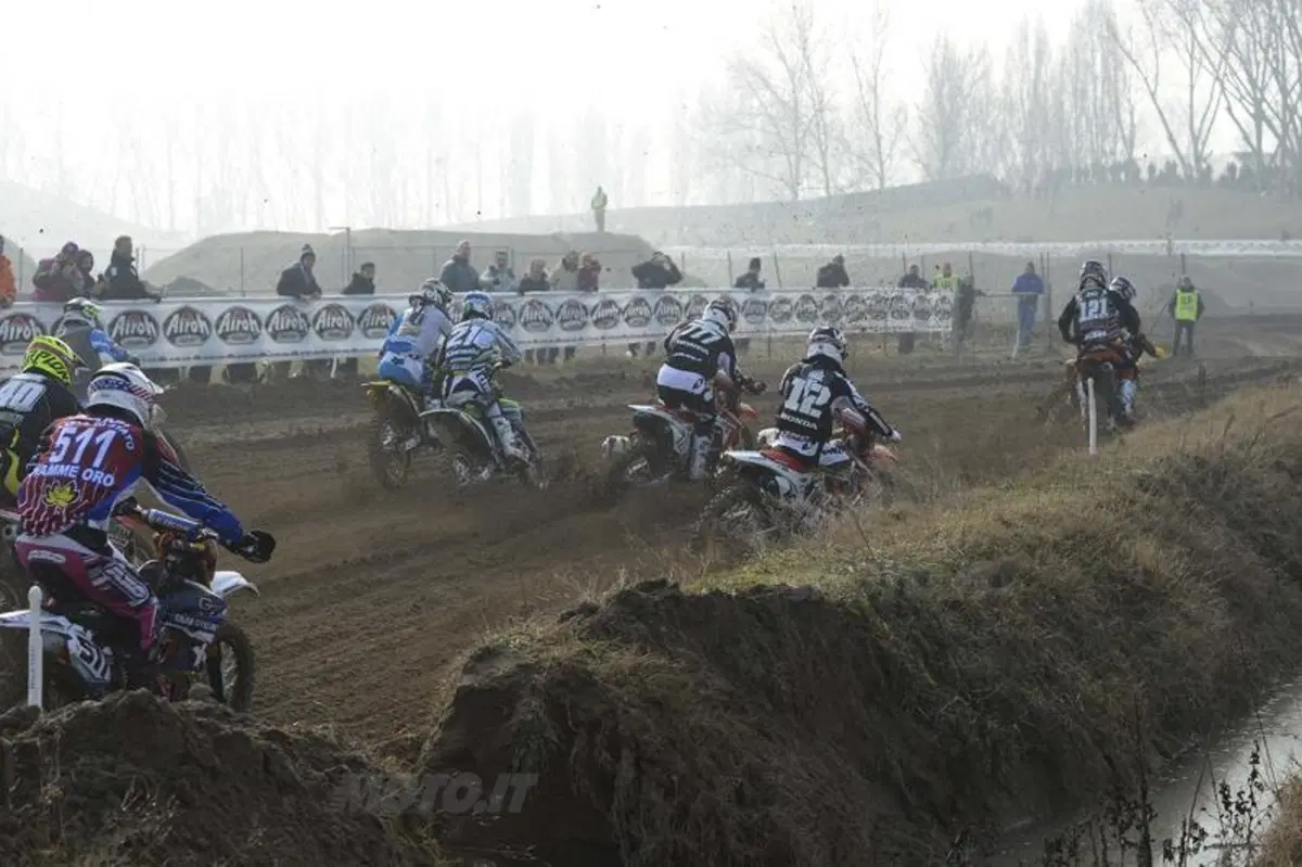 Le foto degli incidenti allo Starcross (2)