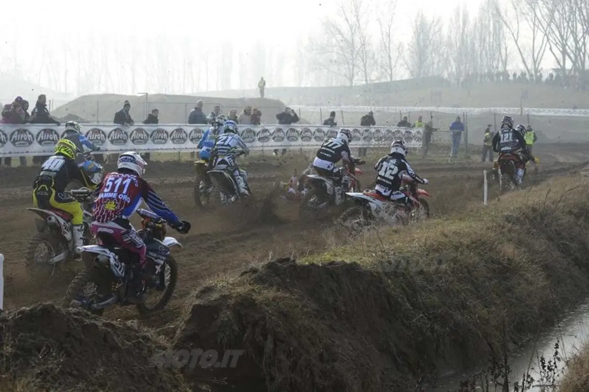 Le foto degli incidenti allo Starcross (3)