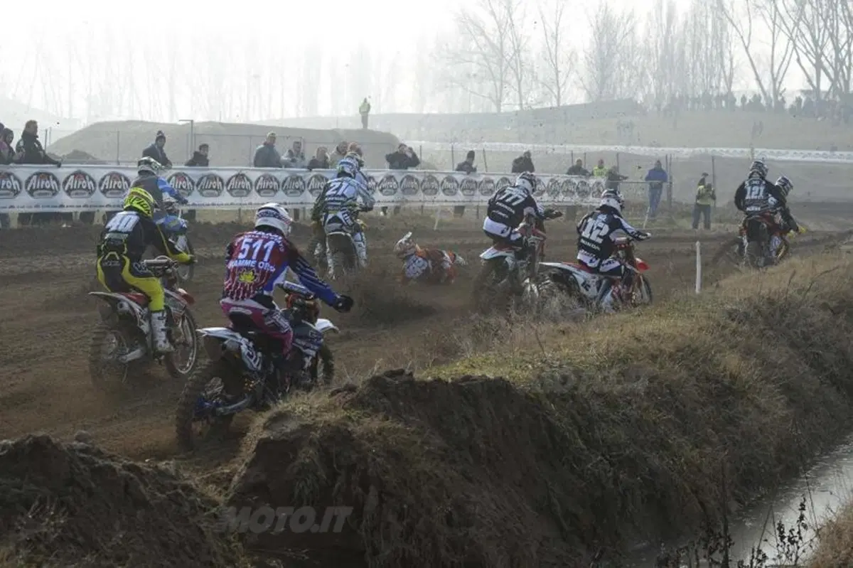 Le foto degli incidenti allo Starcross (4)