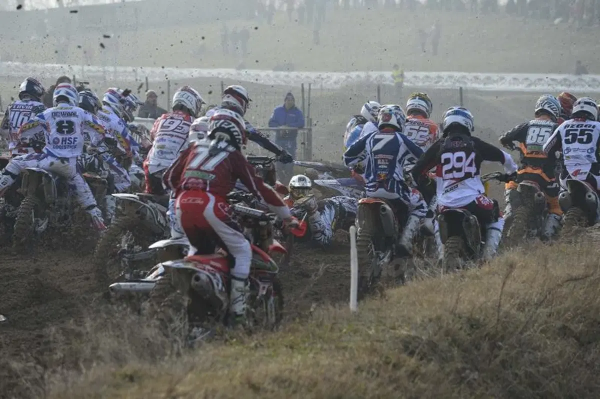 Le foto degli incidenti allo Starcross (36)
