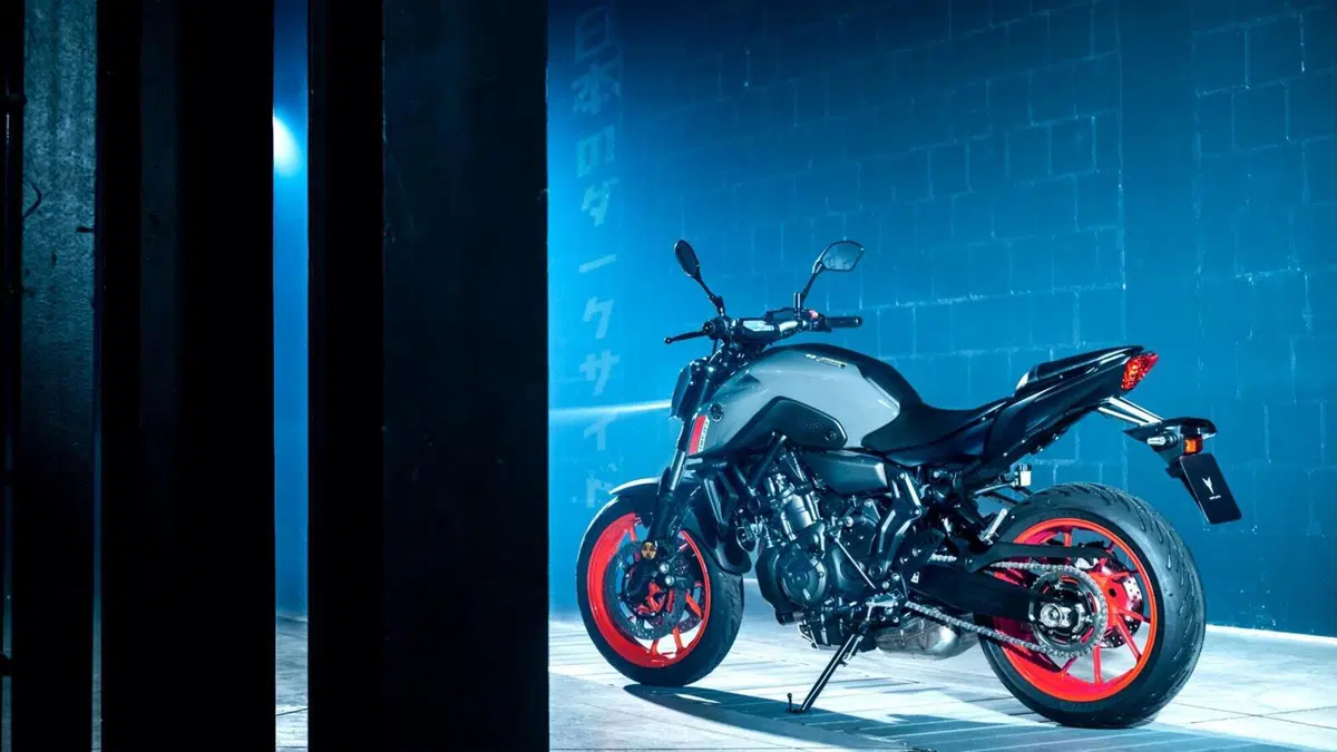 Nuova Yamaha MT-07 2021. Foto, dati e prezzi (3)