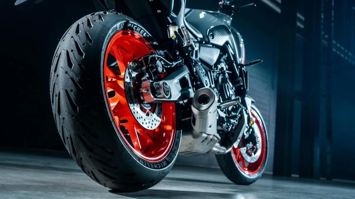 Nuova Yamaha MT-07 2021. Foto, dati e prezzi (5)