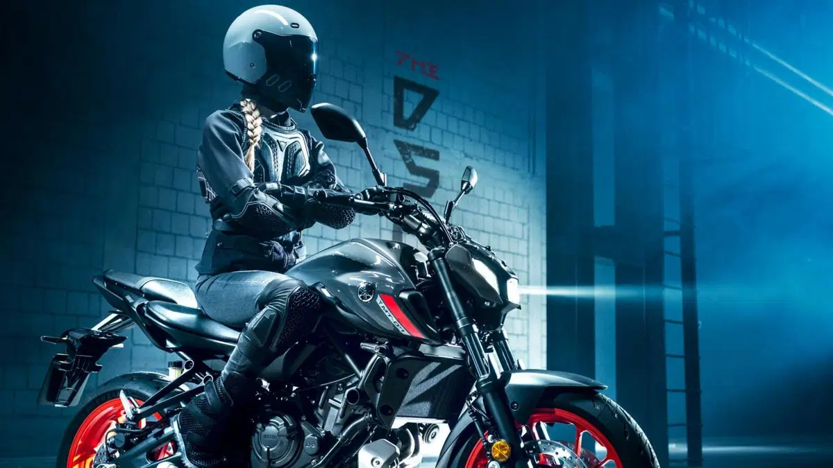 Nuova Yamaha MT-07 2021. Foto, dati e prezzi (7)