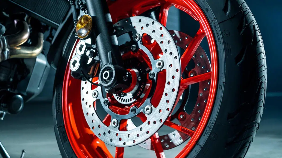 Nuova Yamaha MT-07 2021. Foto, dati e prezzi (9)