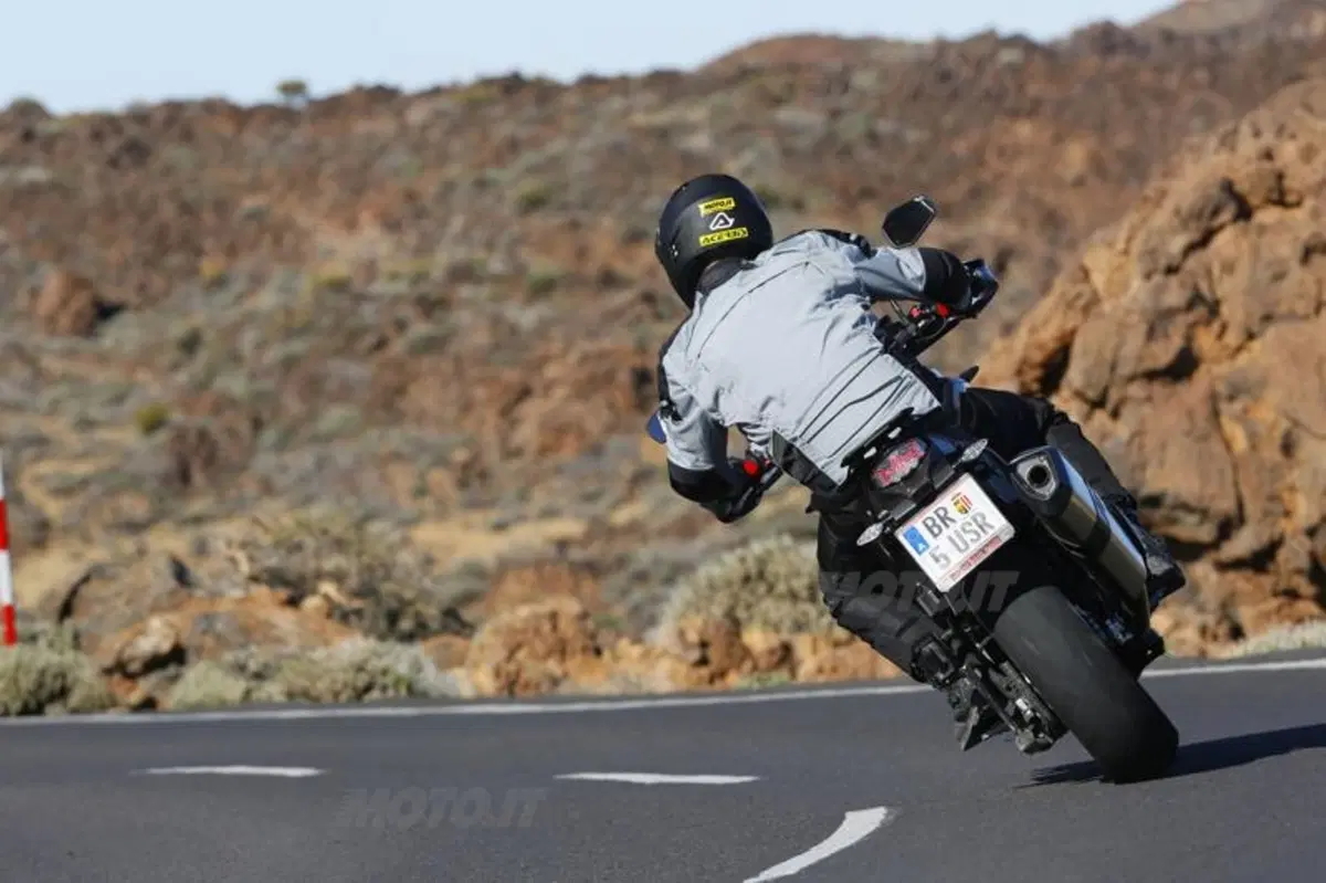 KTM 1190 Adventure   (9)
