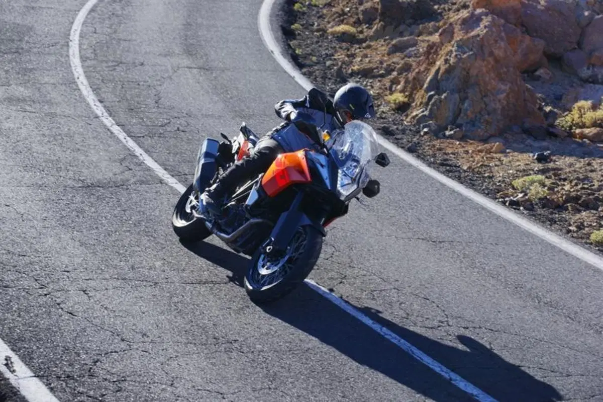 KTM 1190 Adventure   (11)