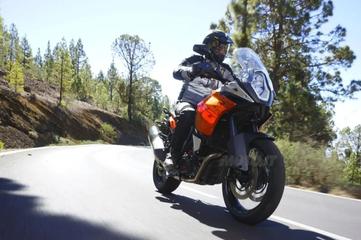 KTM 1190 Adventure   (14)