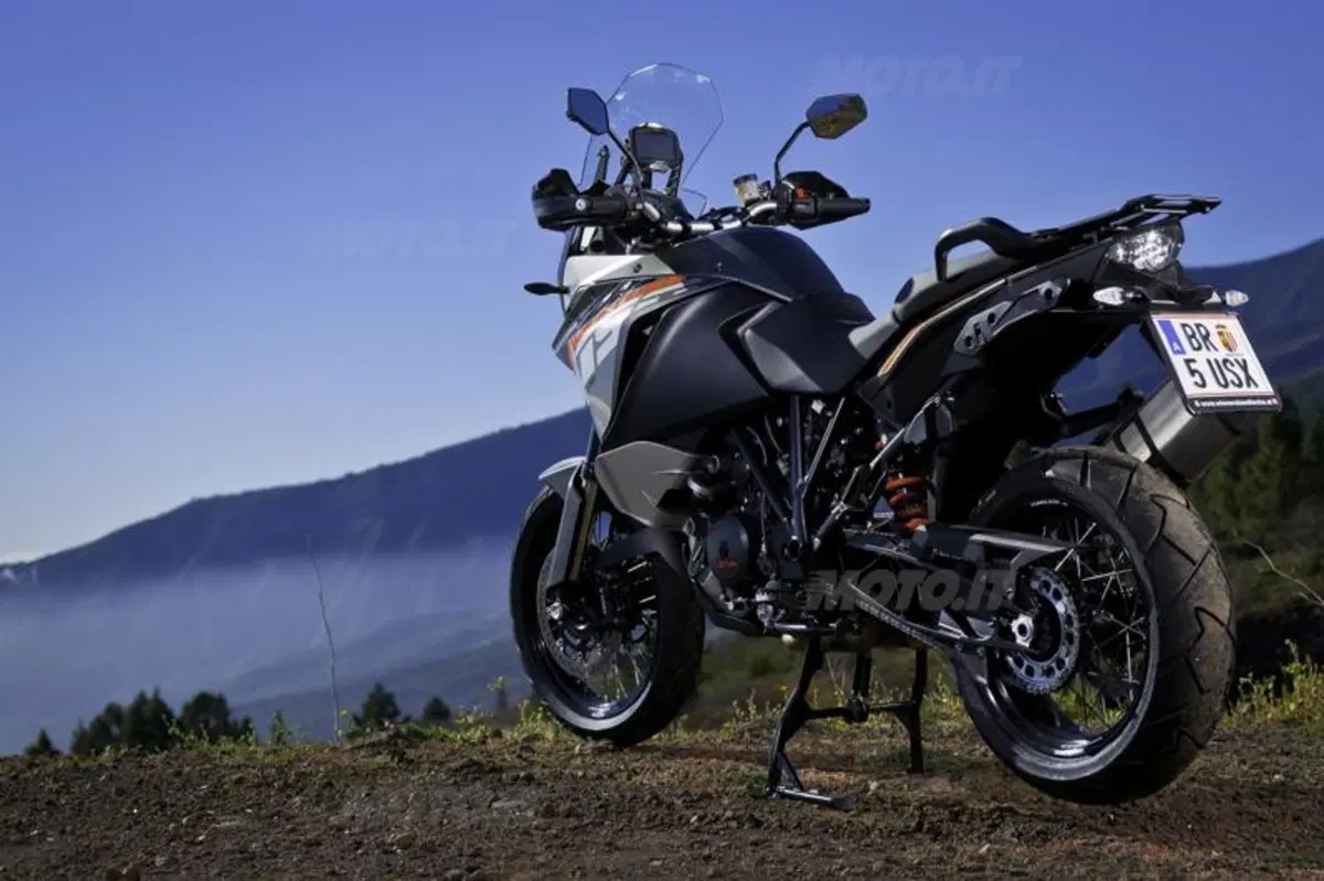 KTM 1190 Adventure   (28)