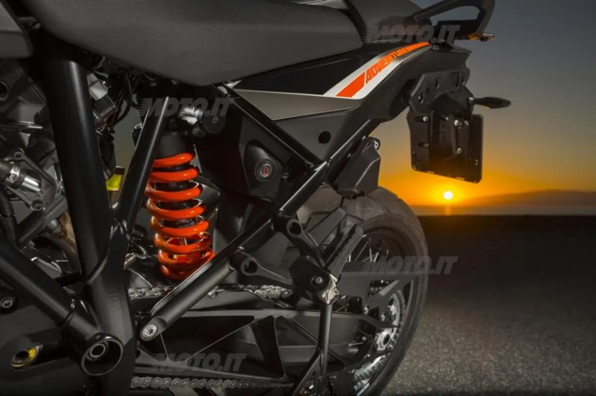 KTM 1190 Adventure   (38)