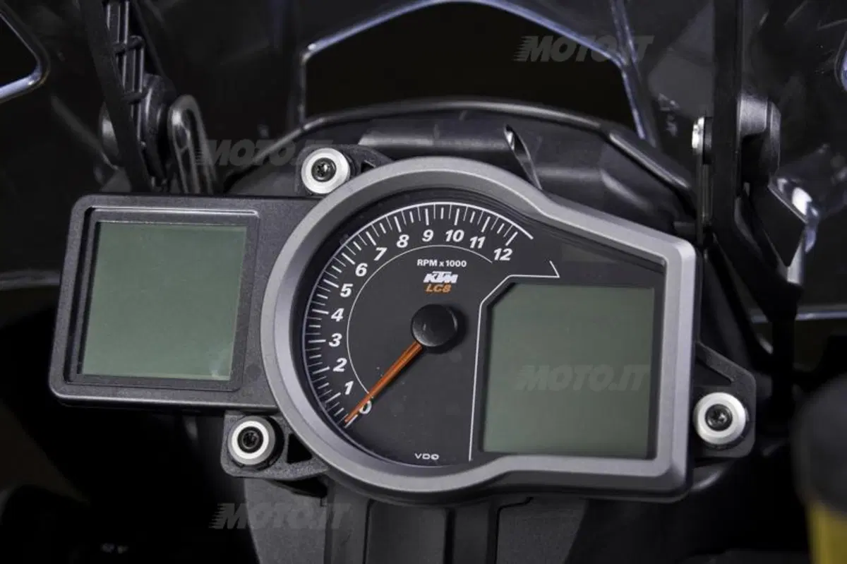 KTM 1190 Adventure   (43)