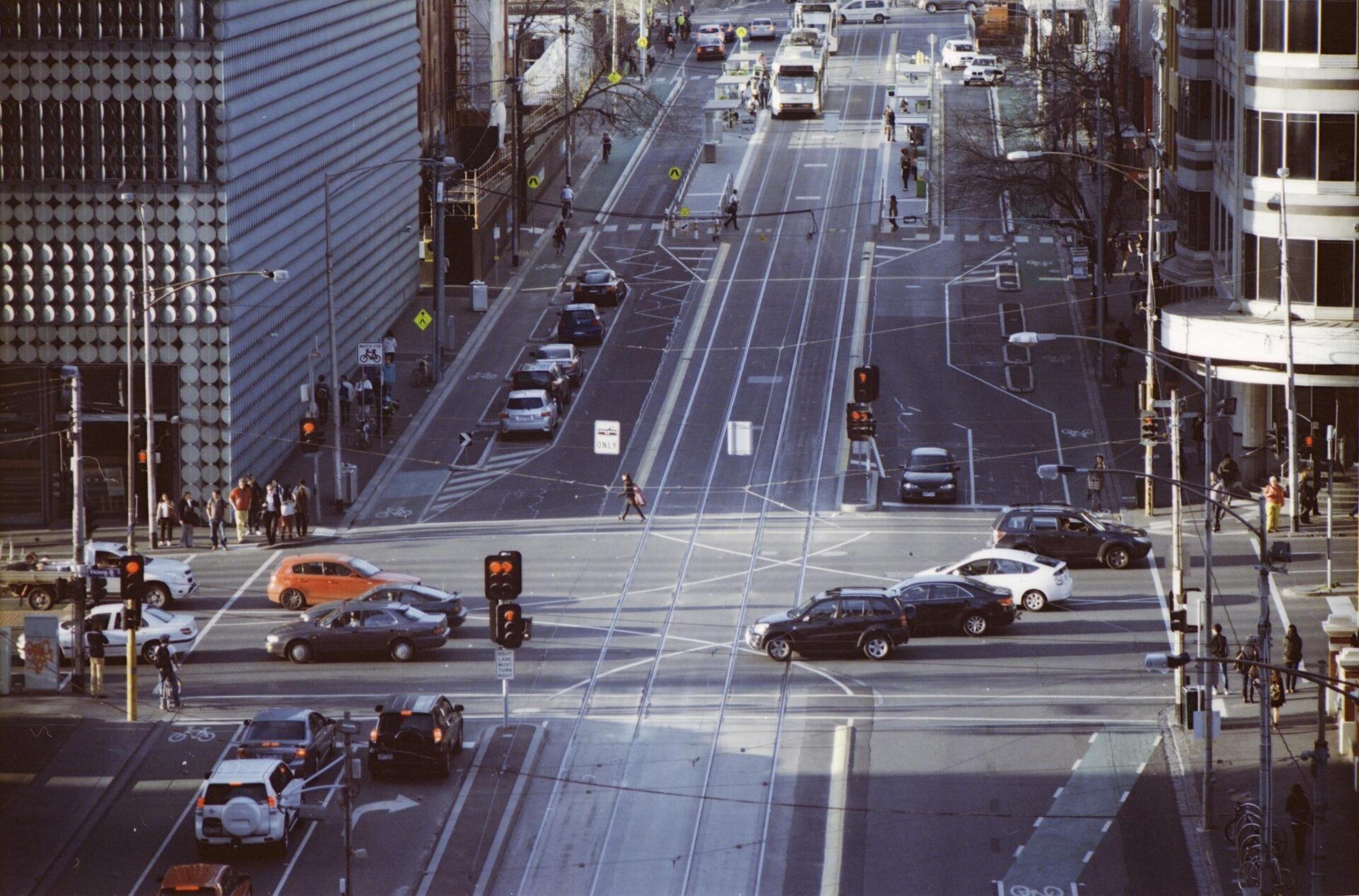 Dall&#039;Australia una ricerca che migliora il rapporto tra auto a guida autonoma e utenti vulnerabili
