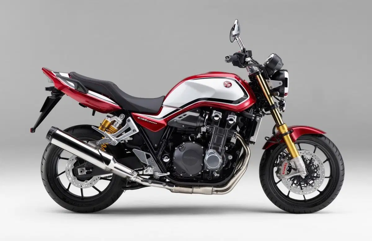 Nuove Honda CB1300 Super Four e Super Bol d'Or 2021 [GALLERY] (10)