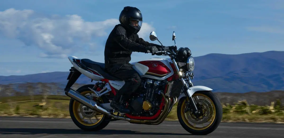 Nuove Honda CB1300 Super Four e Super Bol d'Or 2021 (3)
