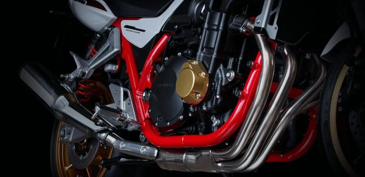 Nuove Honda CB1300 Super Four e Super Bol d'Or 2021 (2)