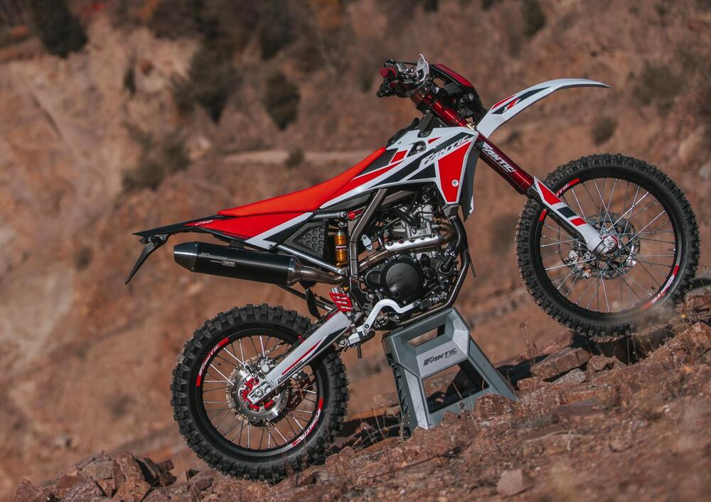 Fantic Motor XEF 250 Enduro Competition (2021) (2)