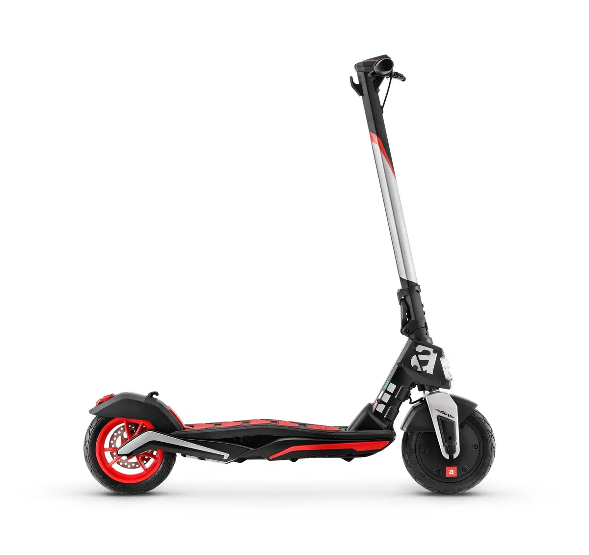 Aprilia eSR1, il primo monopattino della Casa di Noale (3)
