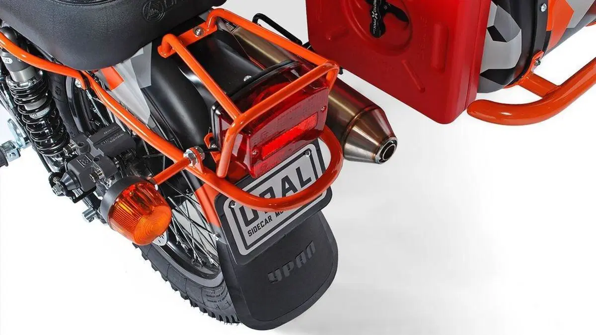 Ural GearUp, ecco la GEO Limited Edition (11)