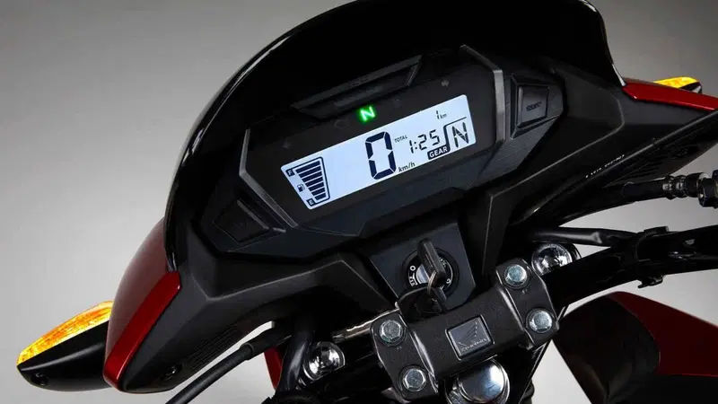 Honda CB 125 F (2026) (2)