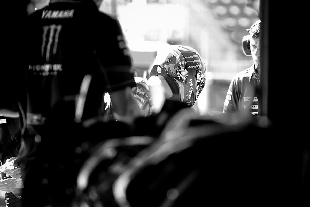 MotoGP. Le foto più spettacolari del GP di Catalunya (17)