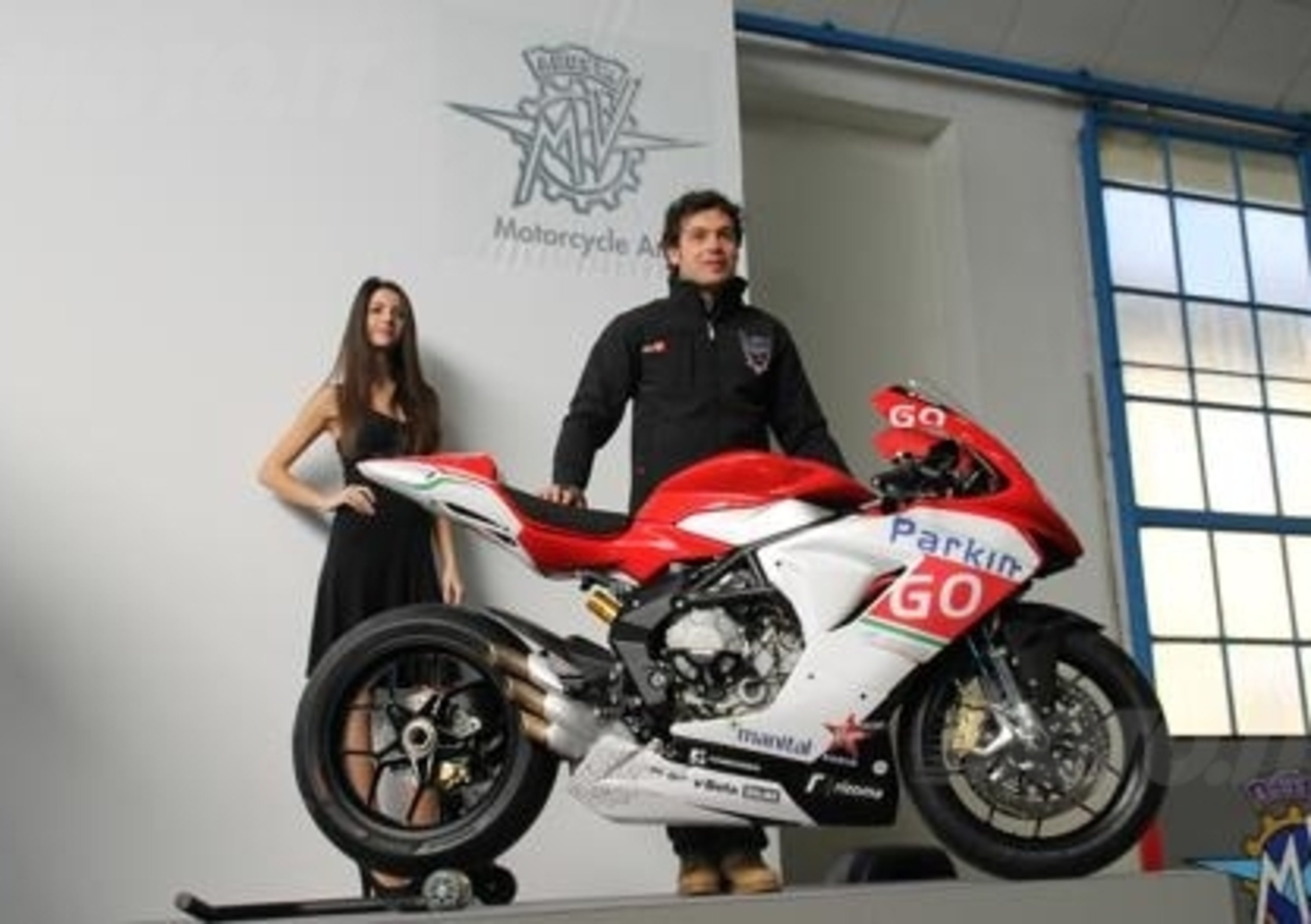Supersport: presentata la MV Agusta F3 del Team ParkinGO